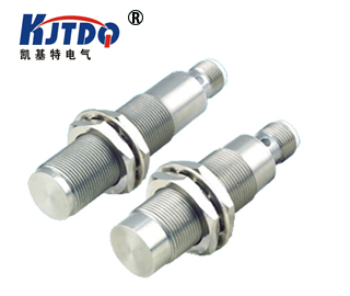 �ӽ��_(k��i)�P(gu��n)�ڜy(c��)��ϵ�y(t��ng)�еĸ��M(j��n)